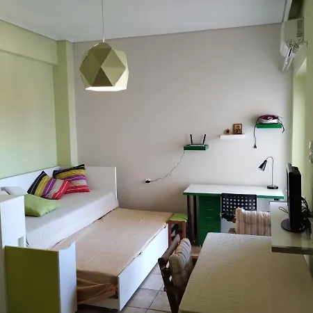 Vasia's Cosy Sea At Alykes Volos